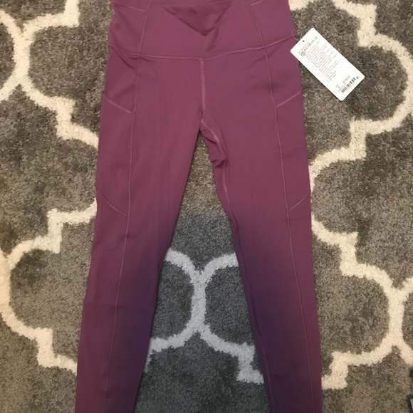 ❌SOLD❌ Lululemon Fast and Free NWT - Picture 3 of 5
